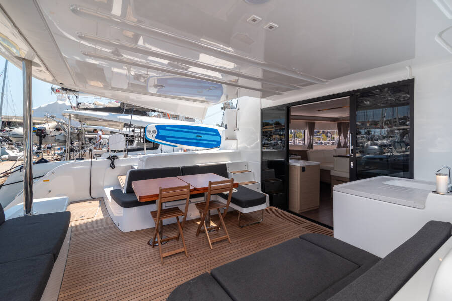 Lagoon 51 Moonshadow