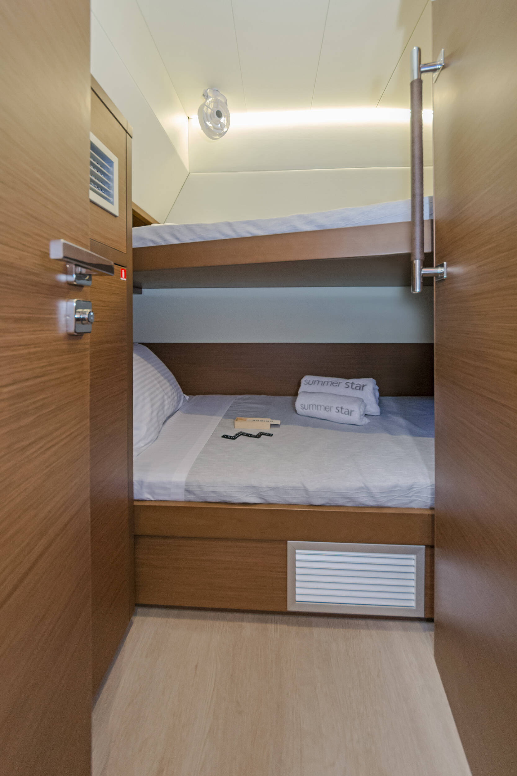 Lagoon 52 Summer Star