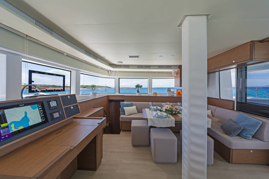 Lagoon 52 Summer Star