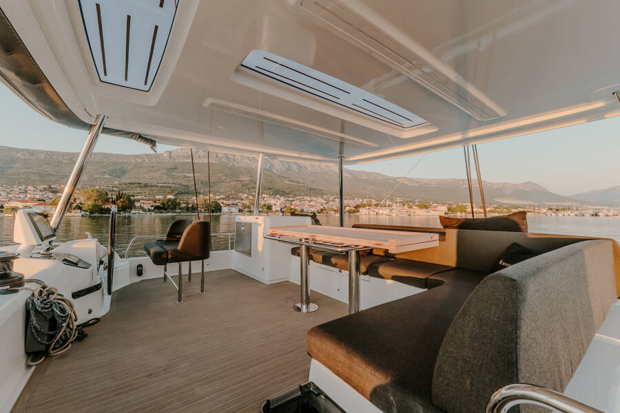 Lagoon 55 Triwing Ossus