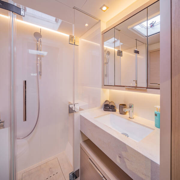 Lagoon 55 TriWing Carida