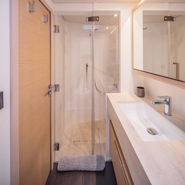 Lagoon 55 TriWing Carida