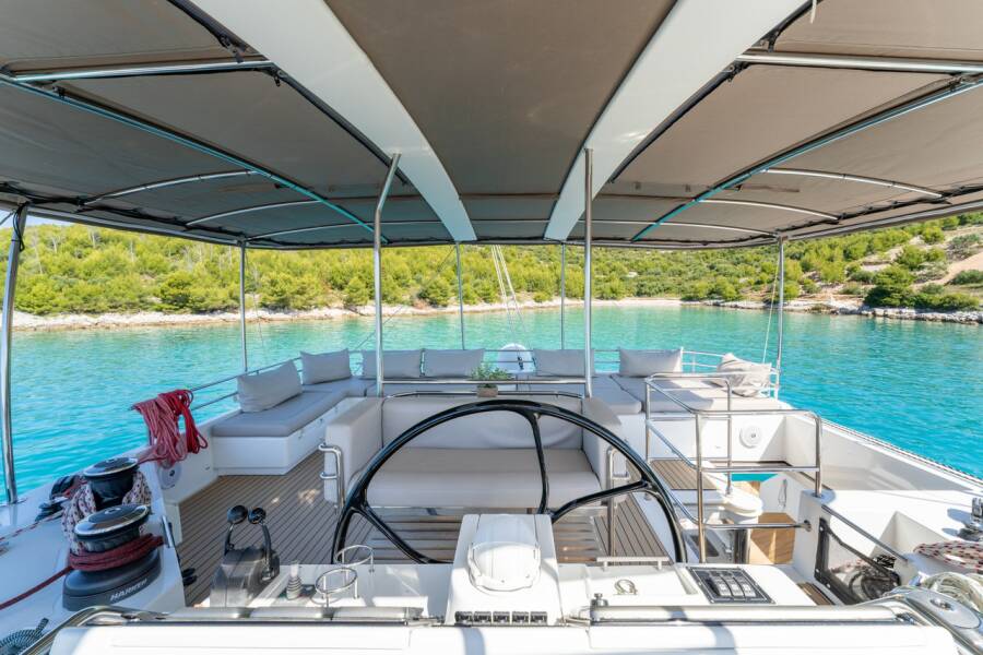 Lagoon 560 Cool Change