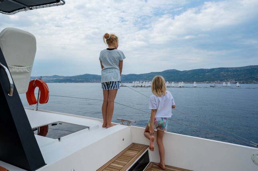 Luna 47 Power Orange