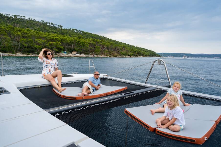 Luna 47 Power Orange