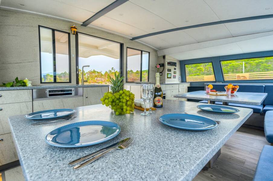 Luna 47 Power Orange