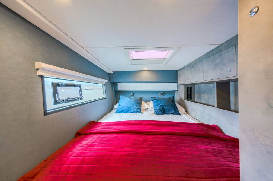 Luna 47 Power Orange