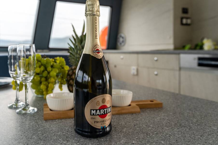 Luna 47 Power Orange