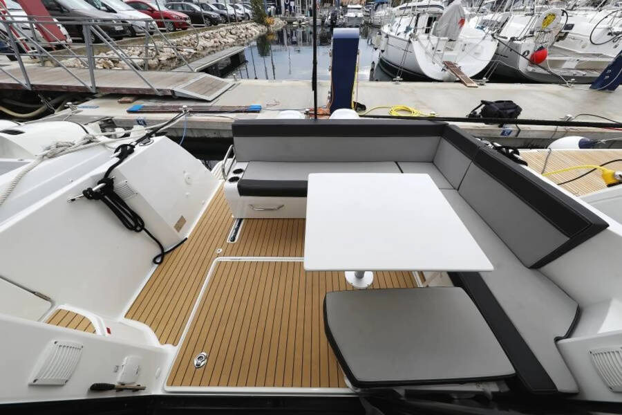 Merry Fisher 895 Time Out