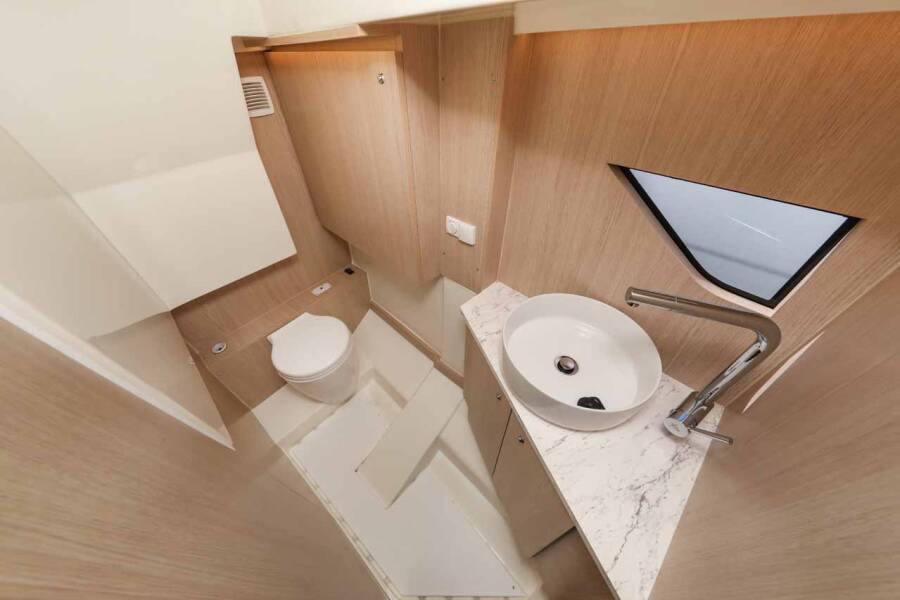 Nuva M9 Cabin Babac