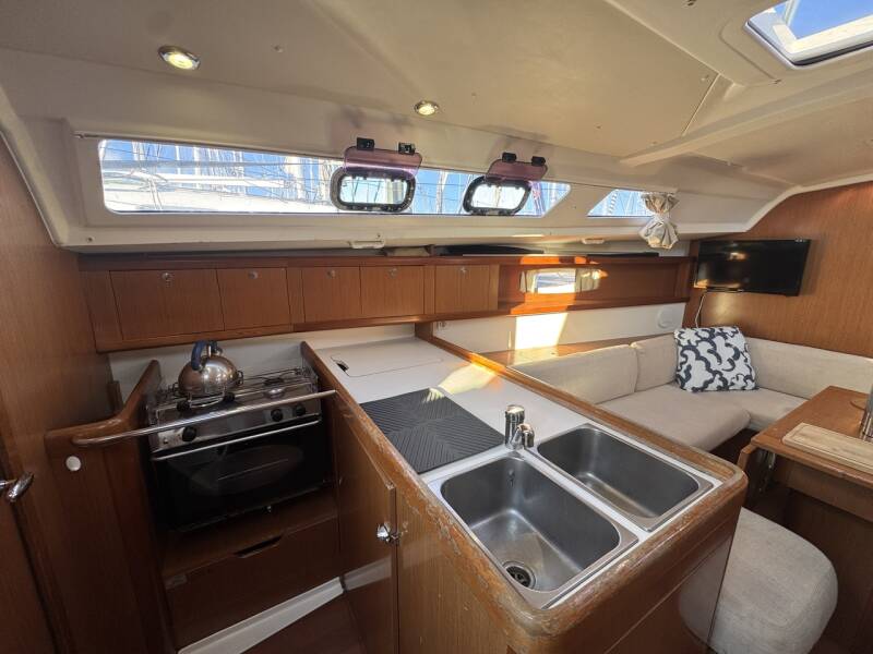 Oceanis 34 Tayrona