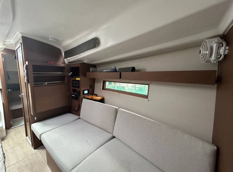 Oceanis 34.1 Sail Lynx