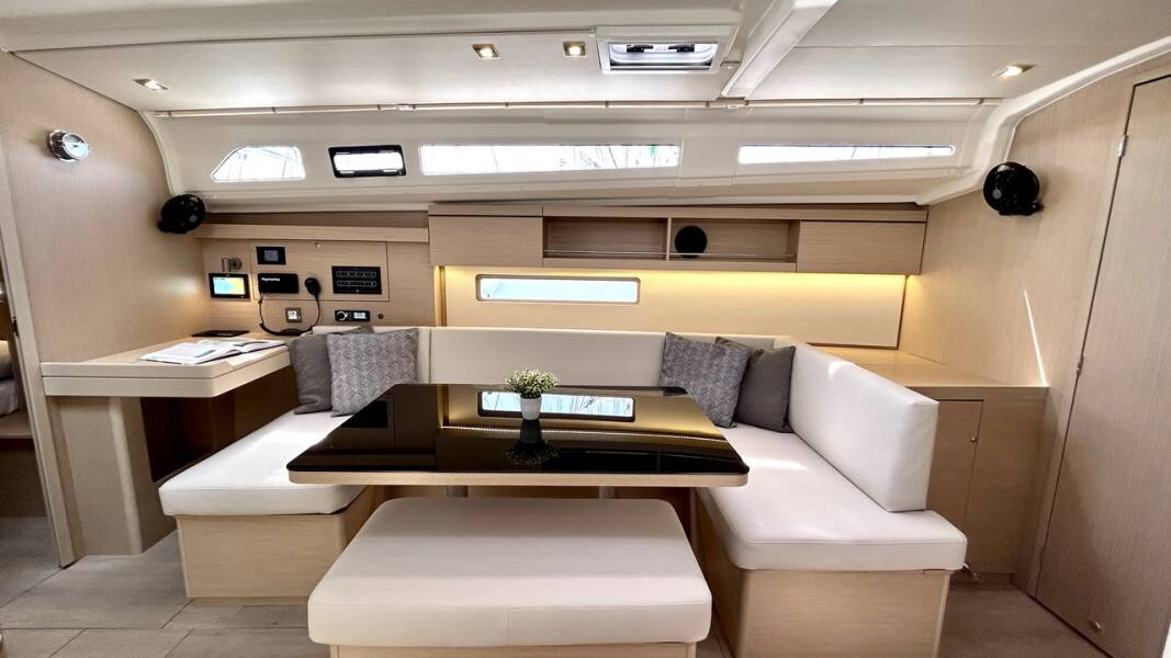 Oceanis 40.1 Valkyrie