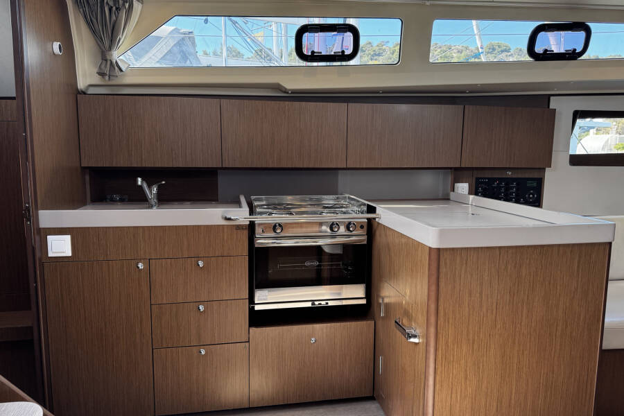 Oceanis 41.1 All Winds