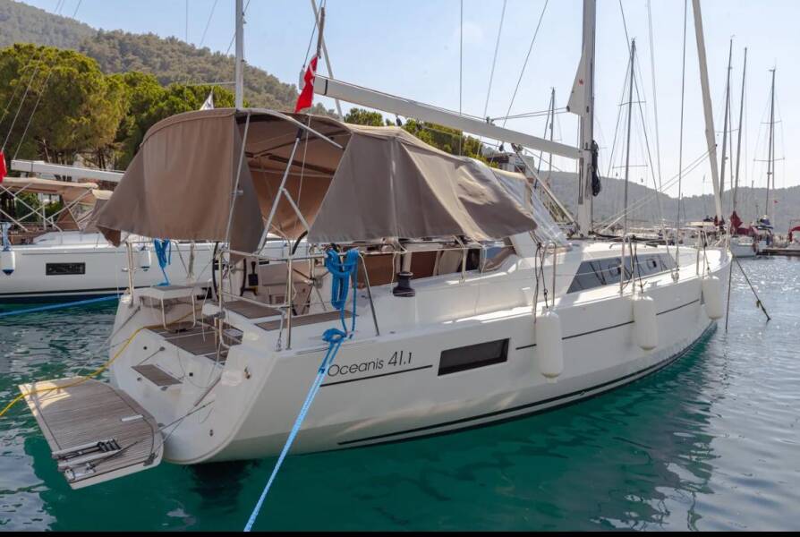 Oceanis 41.1 Sail Orion