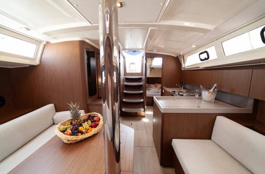 Oceanis 41.1 Sail Orion