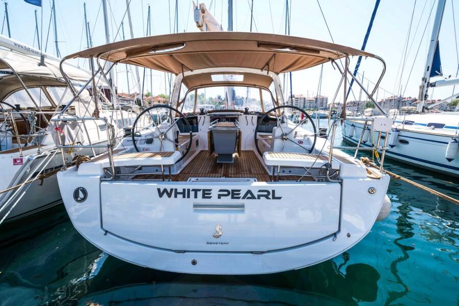 Oceanis 41.1 White Pearl O
