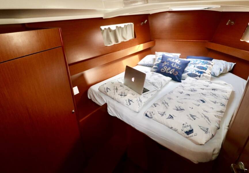 Oceanis 41.1 Mala Nevina