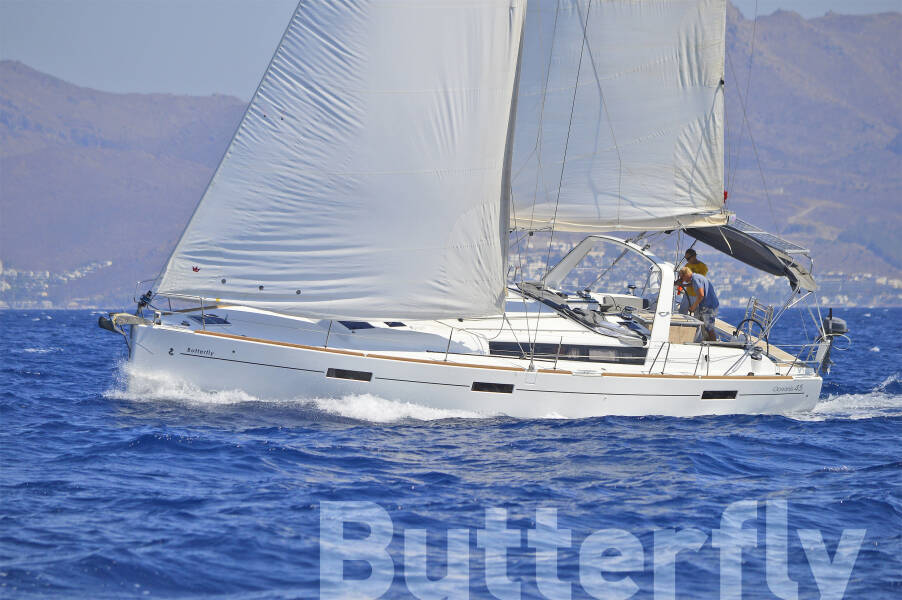 Oceanis 45 Butterfly