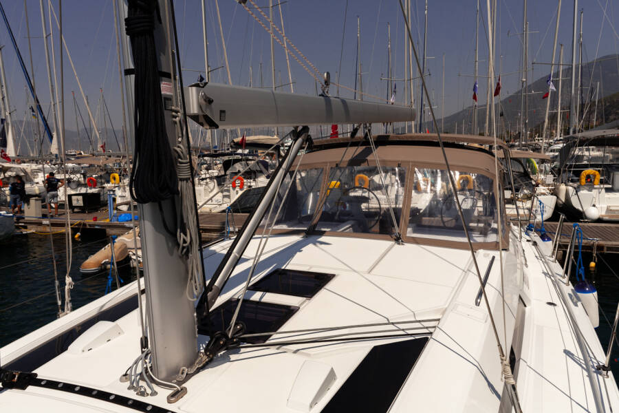 Oceanis 46.1 Sail Delta