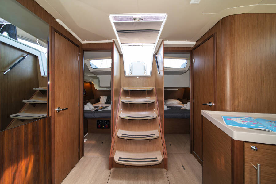 Oceanis 46.1 Rebekka Blue