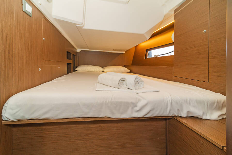 Oceanis 46.1 First Kiss