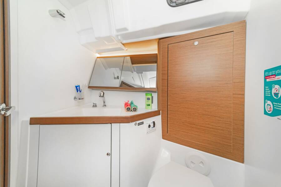 Oceanis 46.1 First Kiss