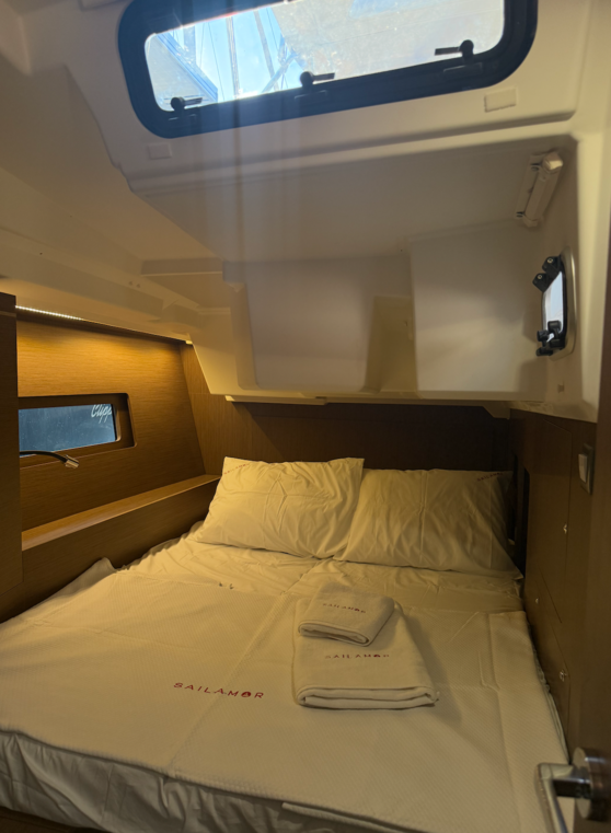 Oceanis 46.1 Athena 2