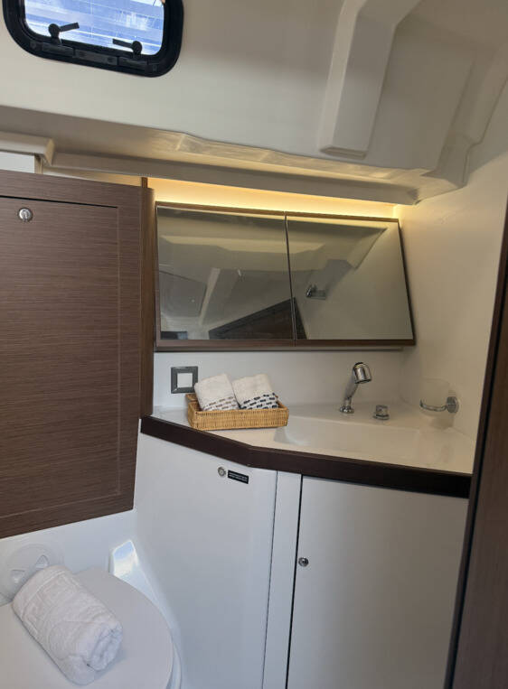 Oceanis 46.1 Athena 2