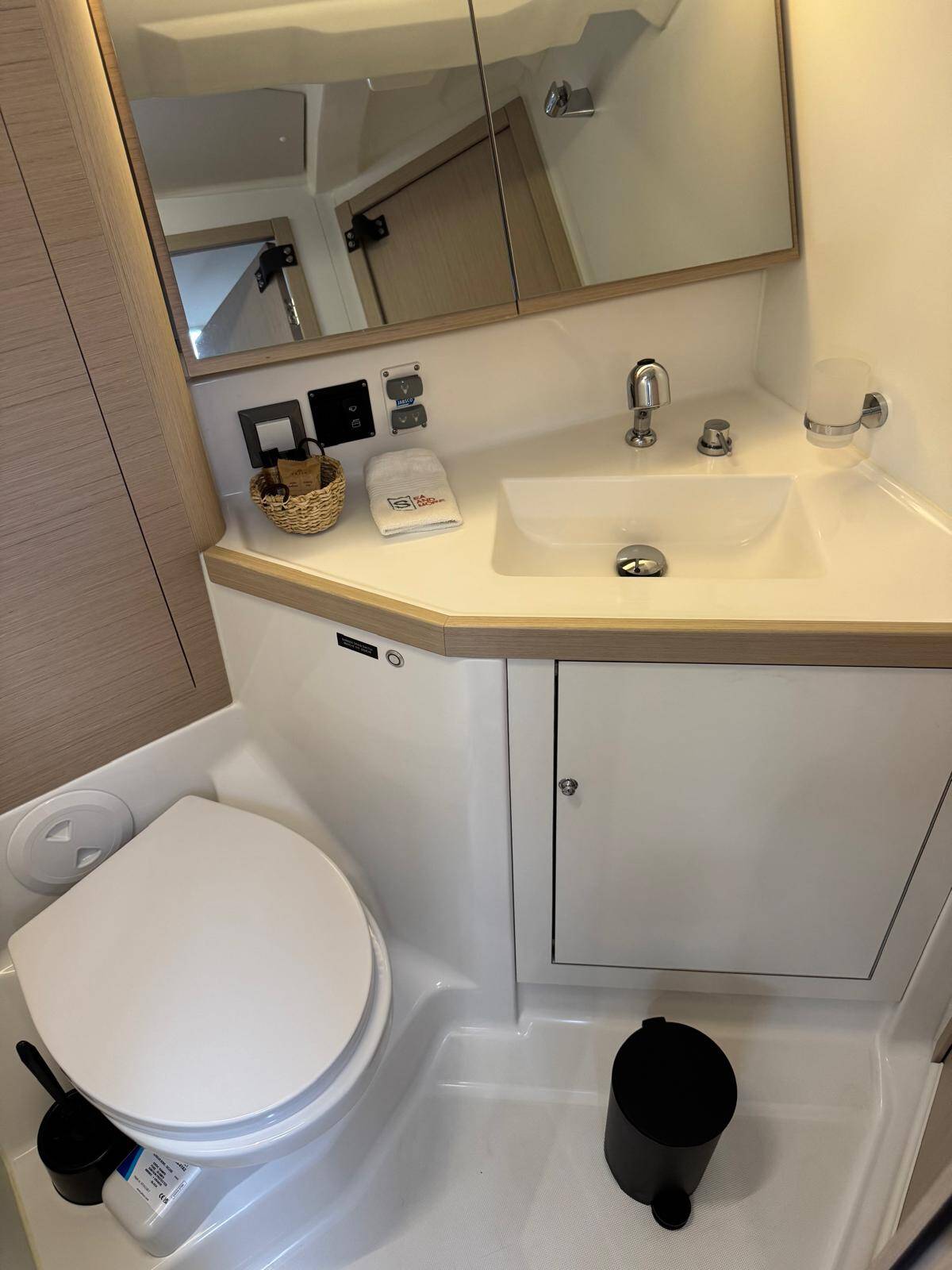 Oceanis 46.1 Anse Soleil