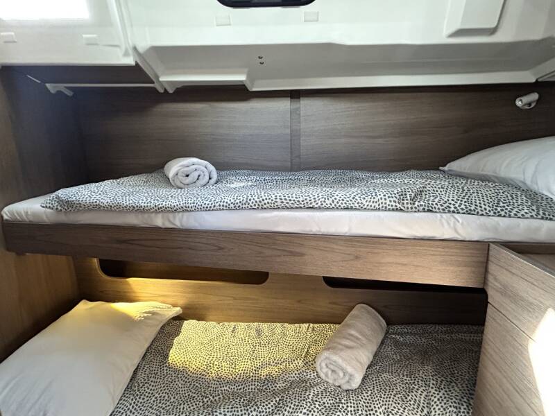 Oceanis 47 Tide Of Your Life