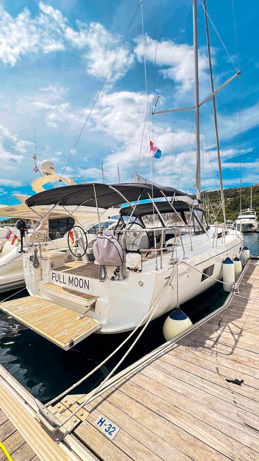 Oceanis 51.1 Full Moon