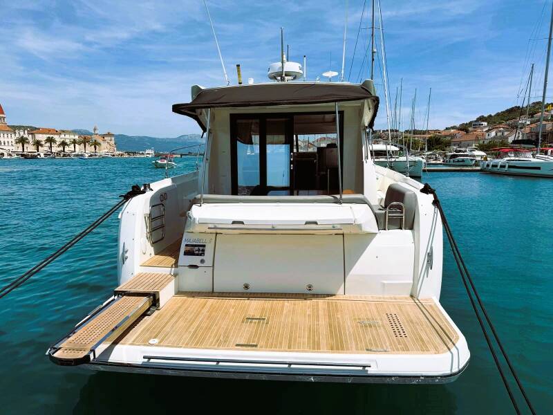 Prestige 420S Majabell II
