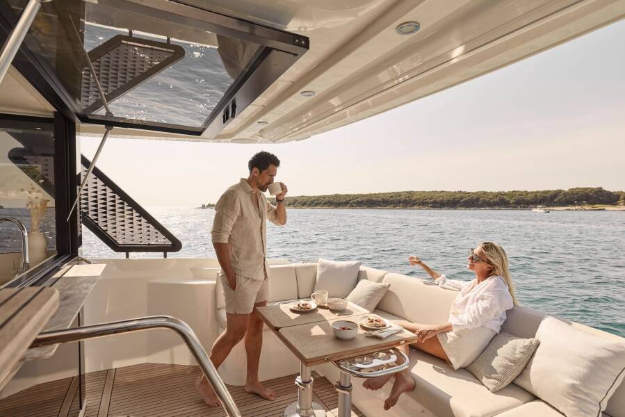 Prestige F4.3 Mr. 77