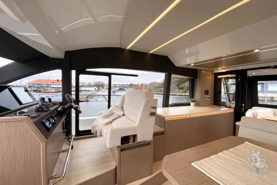 Sealine F430 Tireless Too