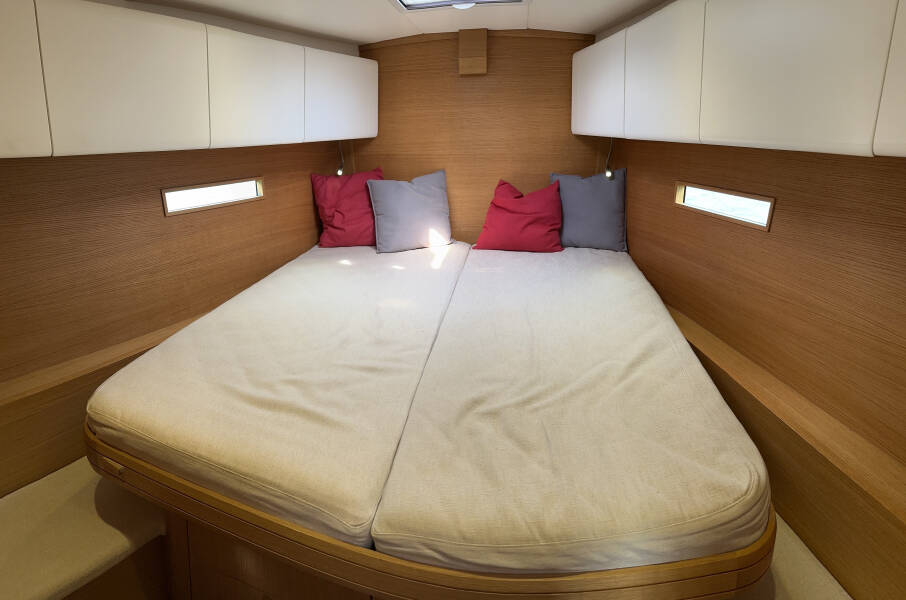 Solaris One 44 Trinity