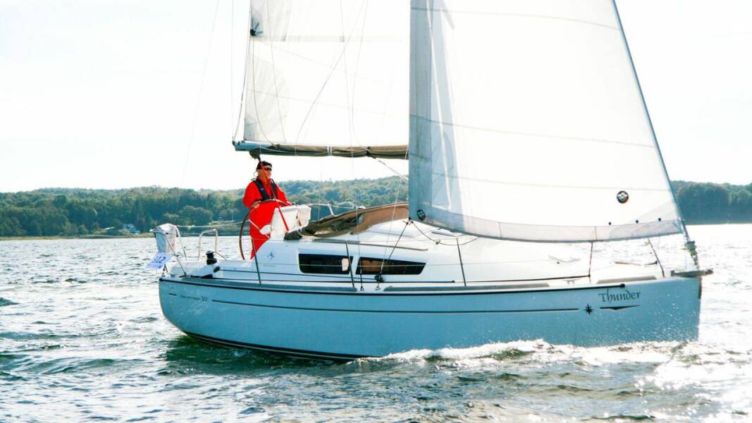 Sun Odyssey 30i Thunder