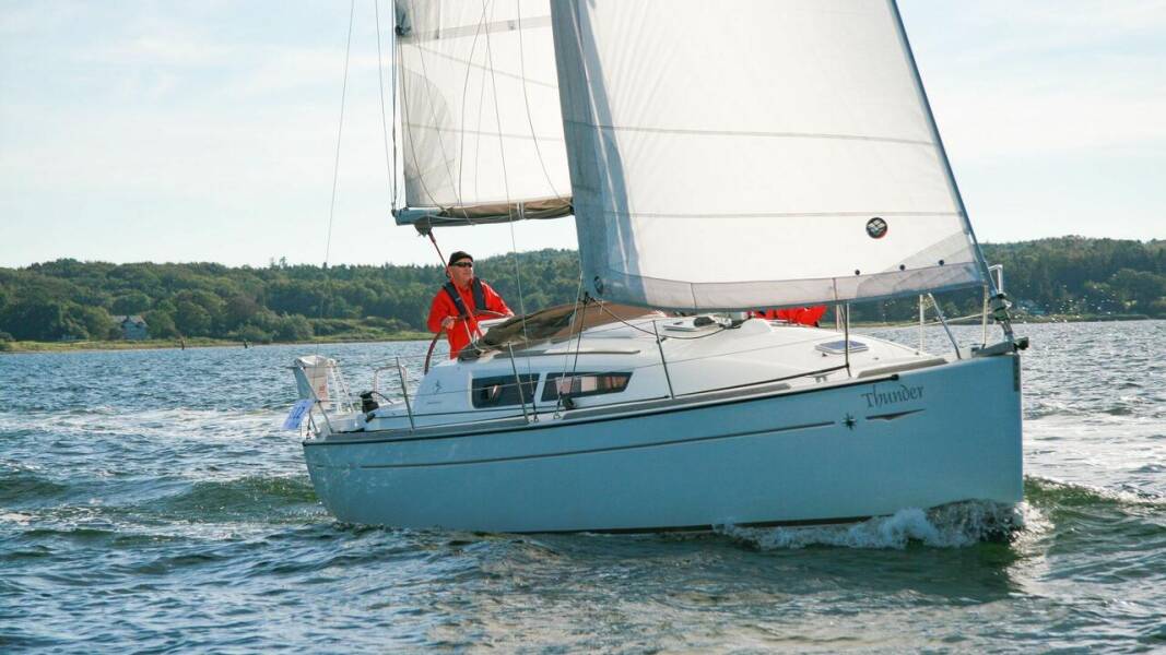 Sun Odyssey 30i Thunder