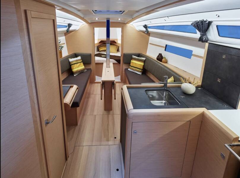 Sun Odyssey 349 Mia