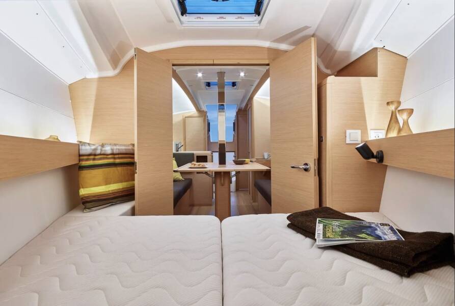 Sun Odyssey 349 Mia