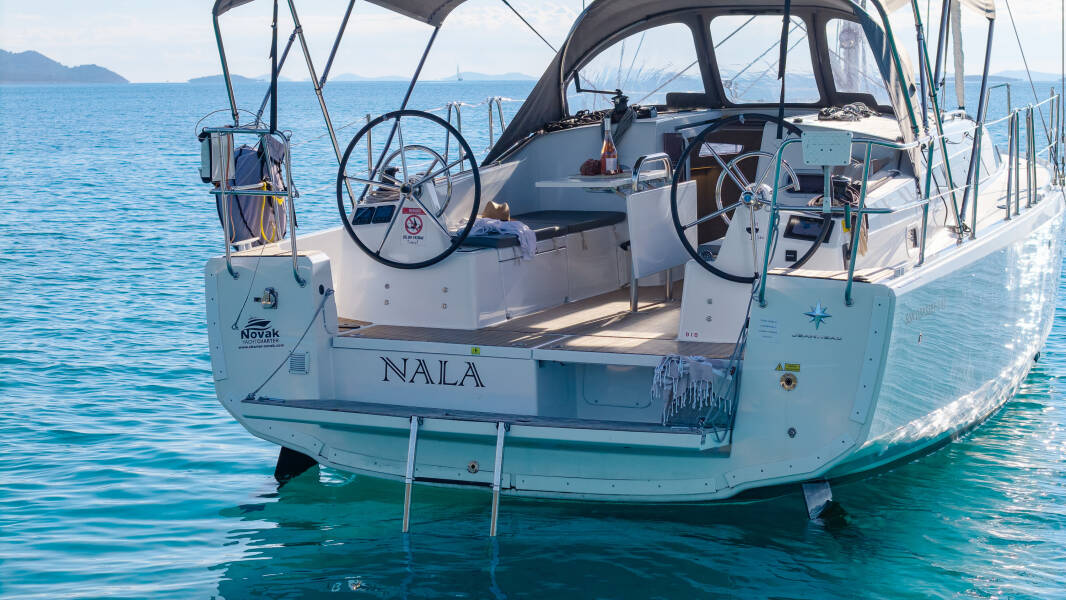 Sun Odyssey 380 Nala