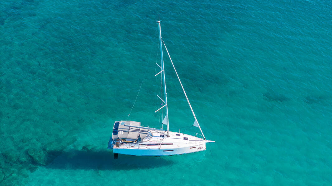 Sun Odyssey 380 Nala