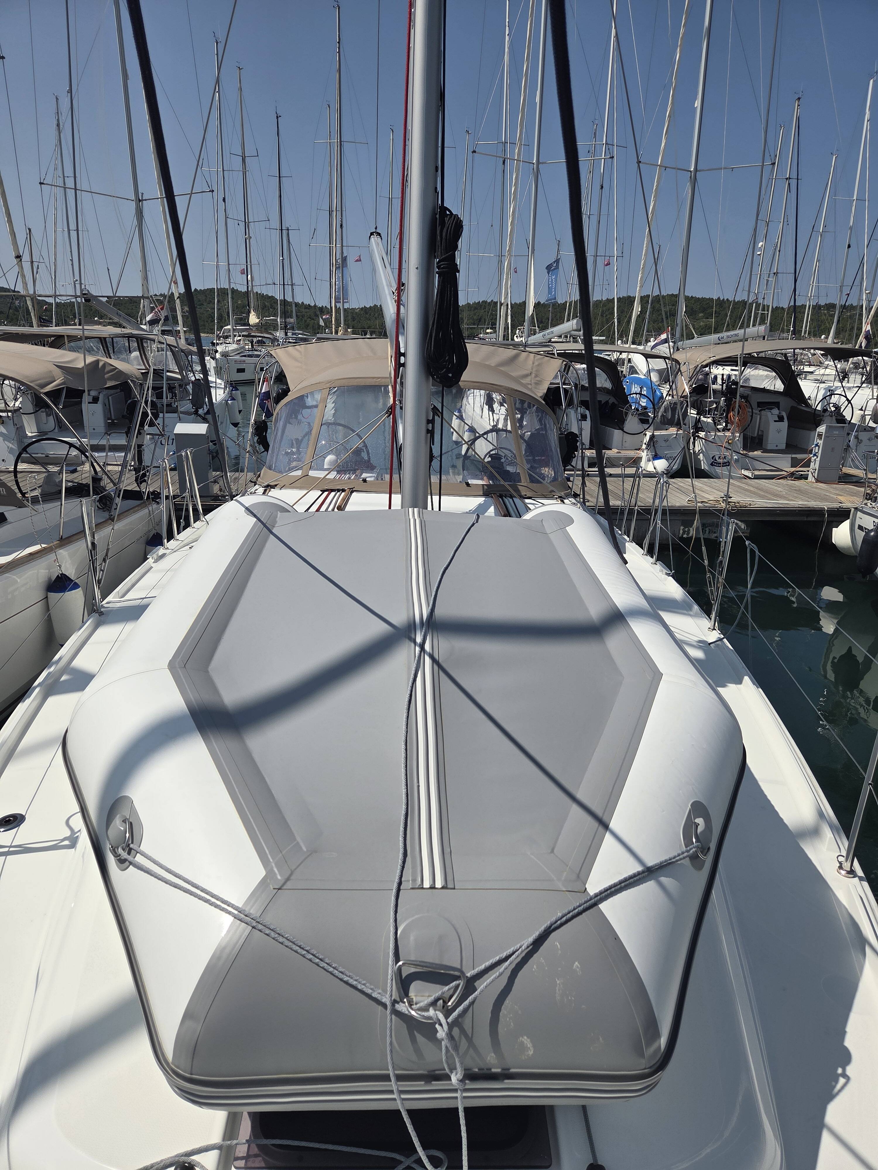 Sun Odyssey 380 Ancsika