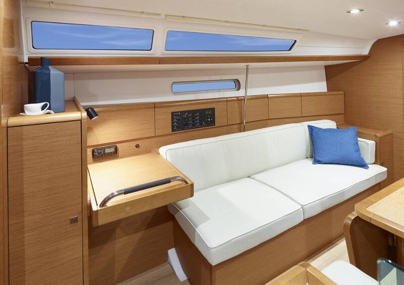 Sun Odyssey 389 CEIBA 