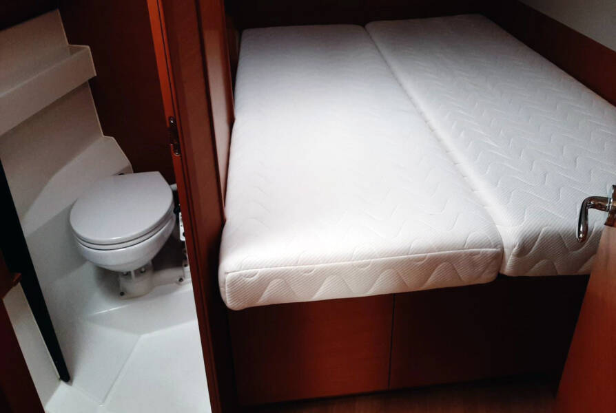 Sun Odyssey 410 Saravah