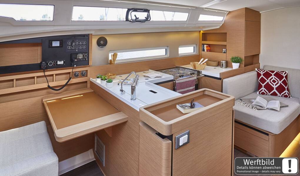 Sun Odyssey 410 Maral