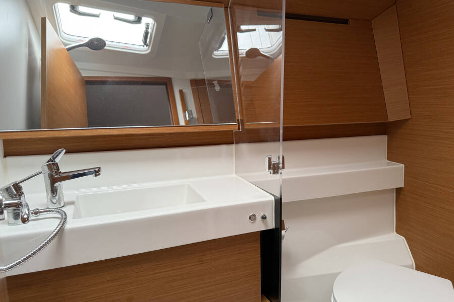 Sun Odyssey 410 Maral