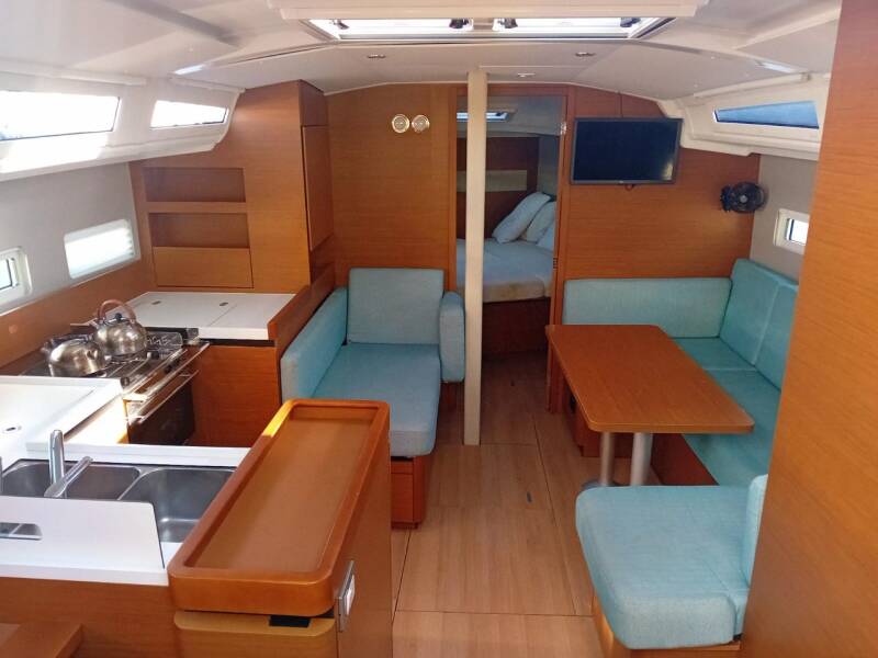 Sun Odyssey 410 Iliada