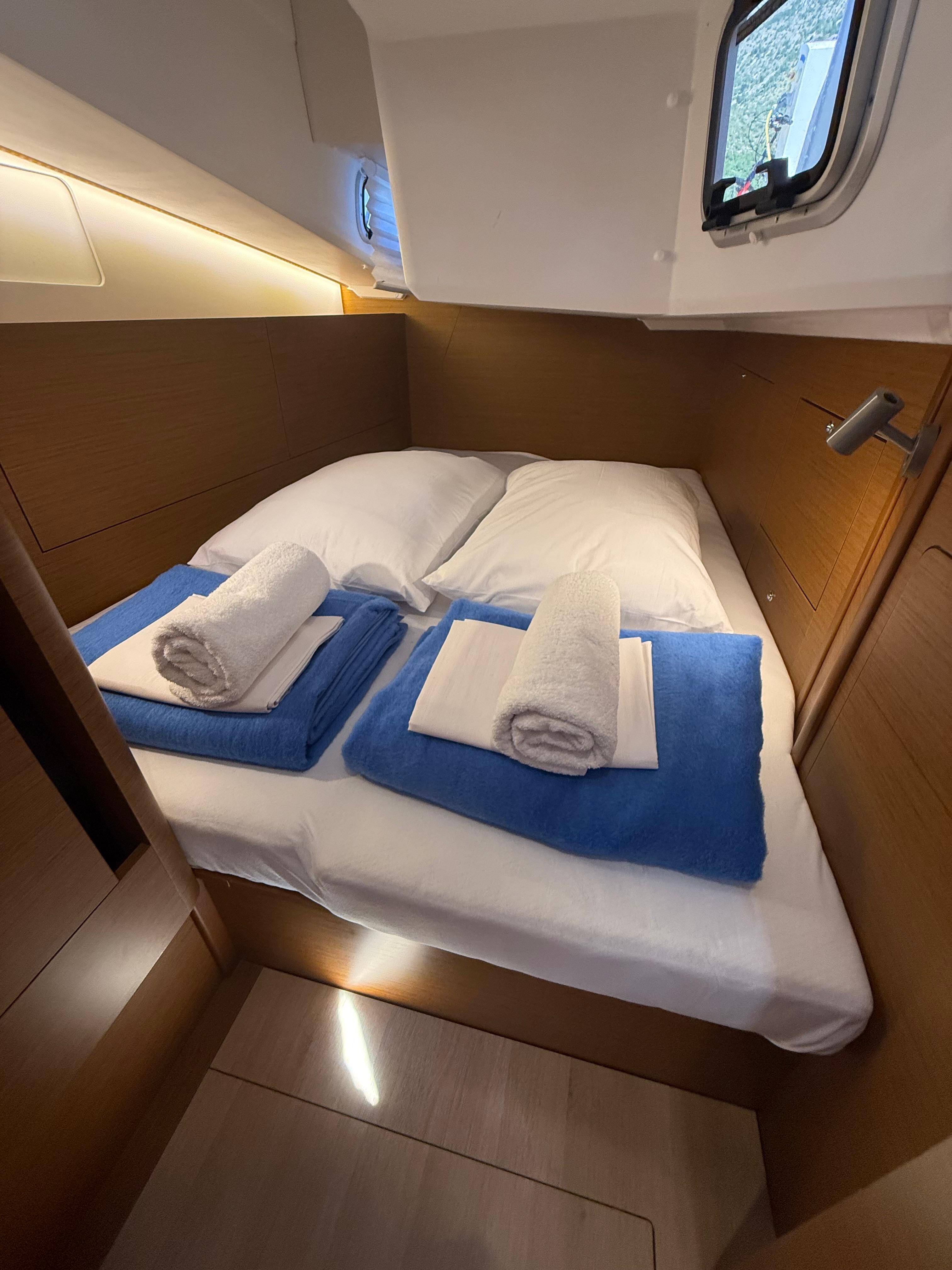 Sun Odyssey 410 Sunset Kiss