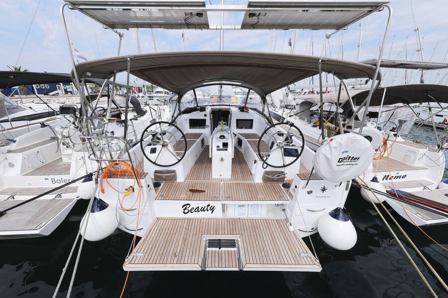 Sun Odyssey 410 Beauty